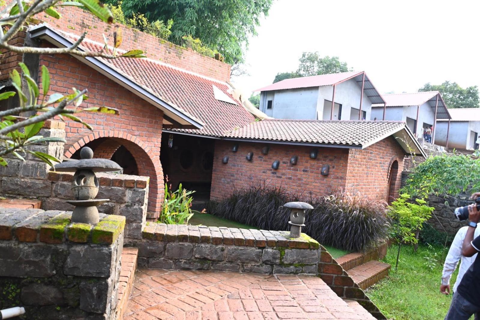 Bamboo And Bricks Resort Welhe Eksteriør billede