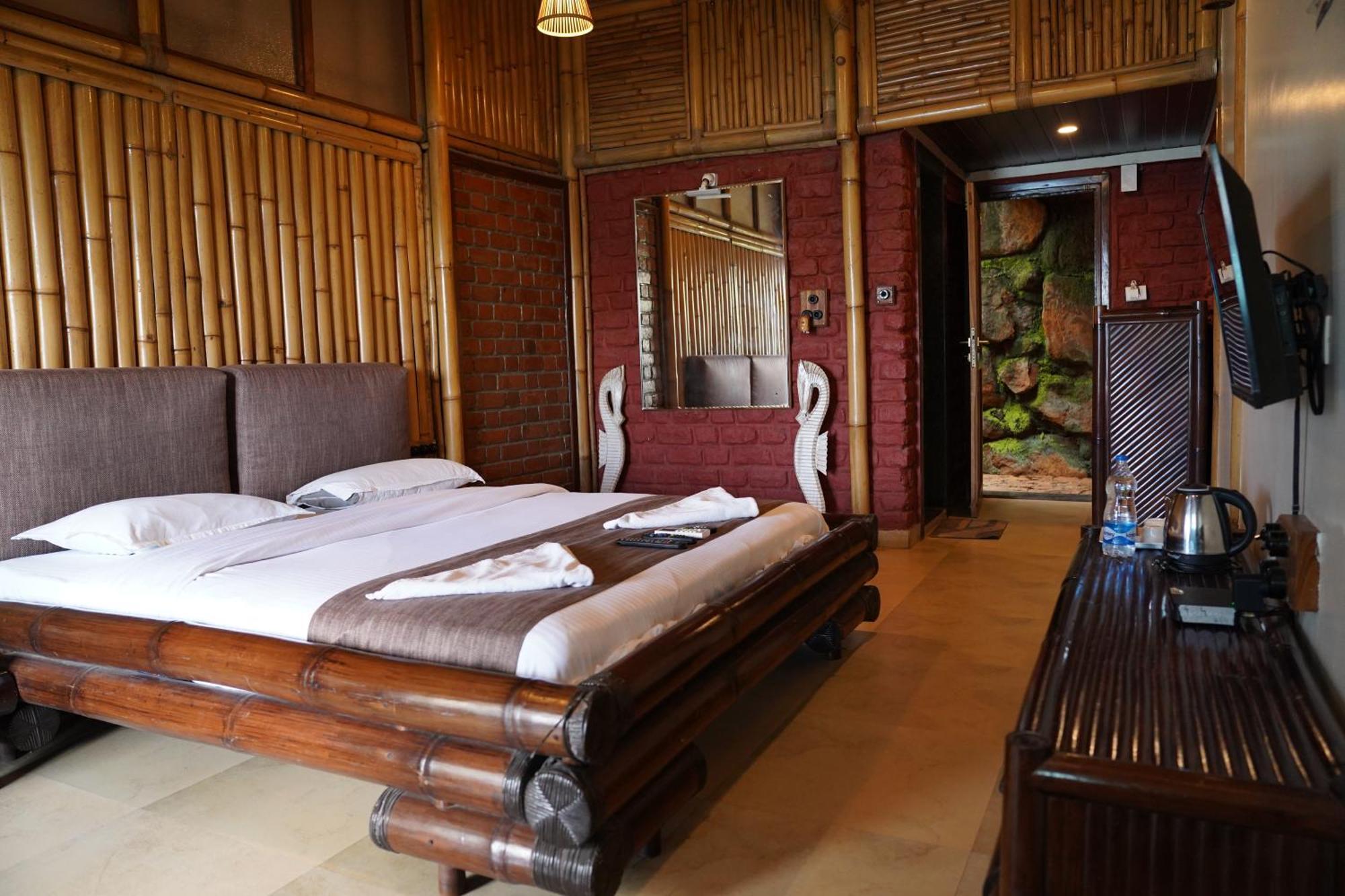 Bamboo And Bricks Resort Welhe Eksteriør billede