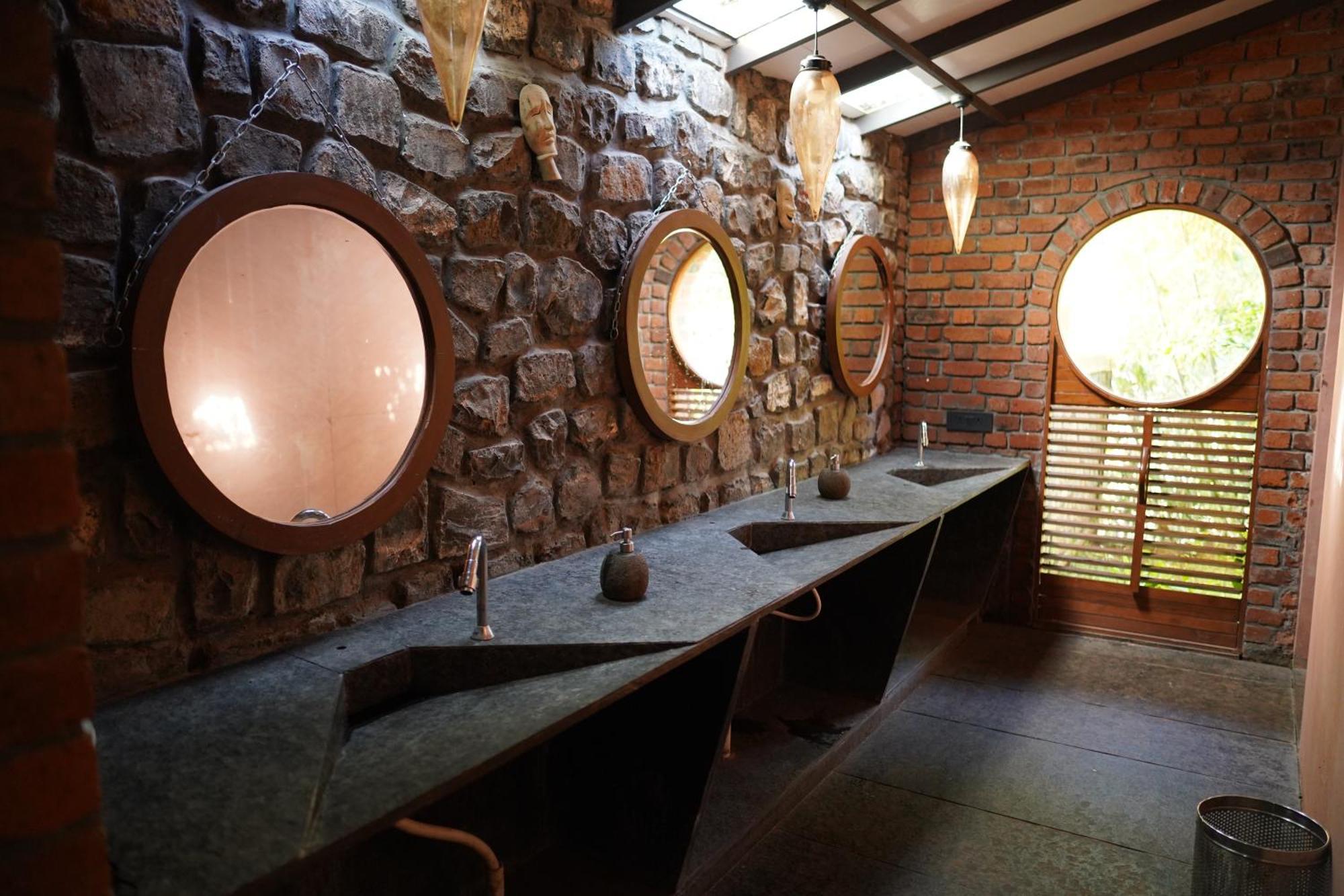 Bamboo And Bricks Resort Welhe Eksteriør billede