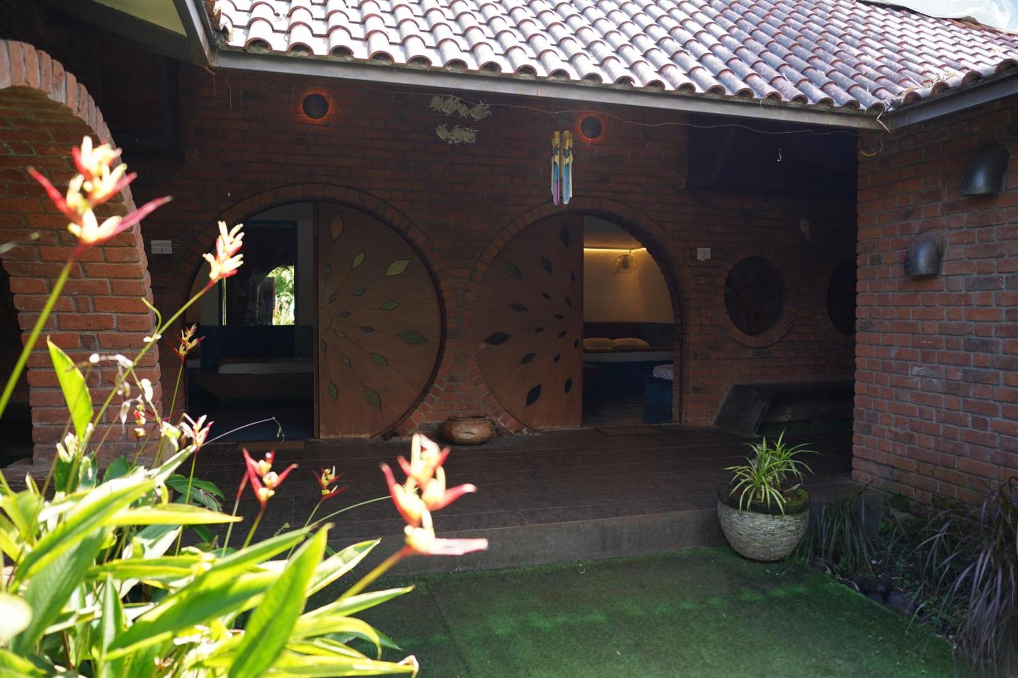 Bamboo And Bricks Resort Welhe Eksteriør billede